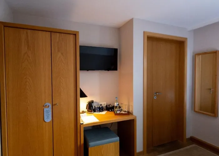 Hotel Vogelsburg 3*