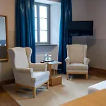 Vogelsburg 3* וולקאך