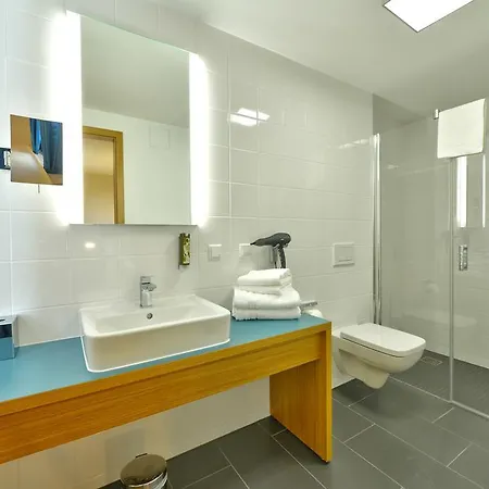 Vogelsburg Hotel 3*