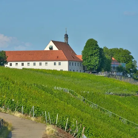 Vogelsburg 3* Volkach