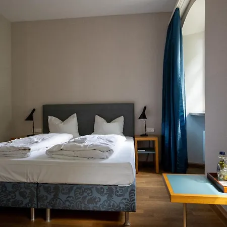 Vogelsburg 3* Volkach