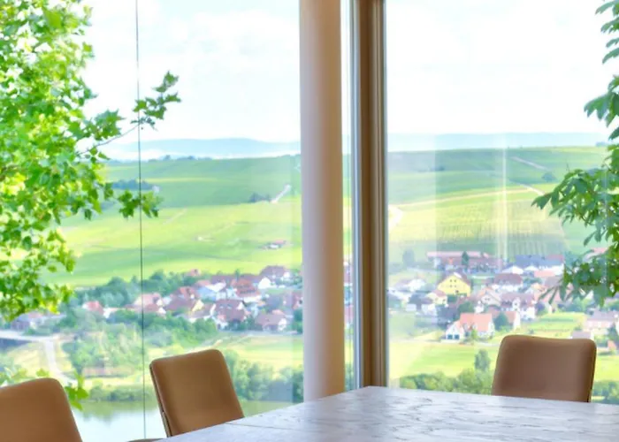 Vogelsburg Hotel 3*